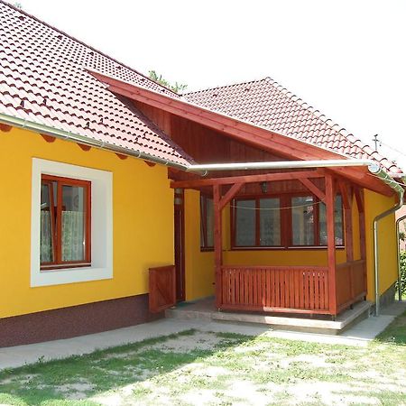 Csukavoelgyi Apartman 维谢格拉德 外观 照片