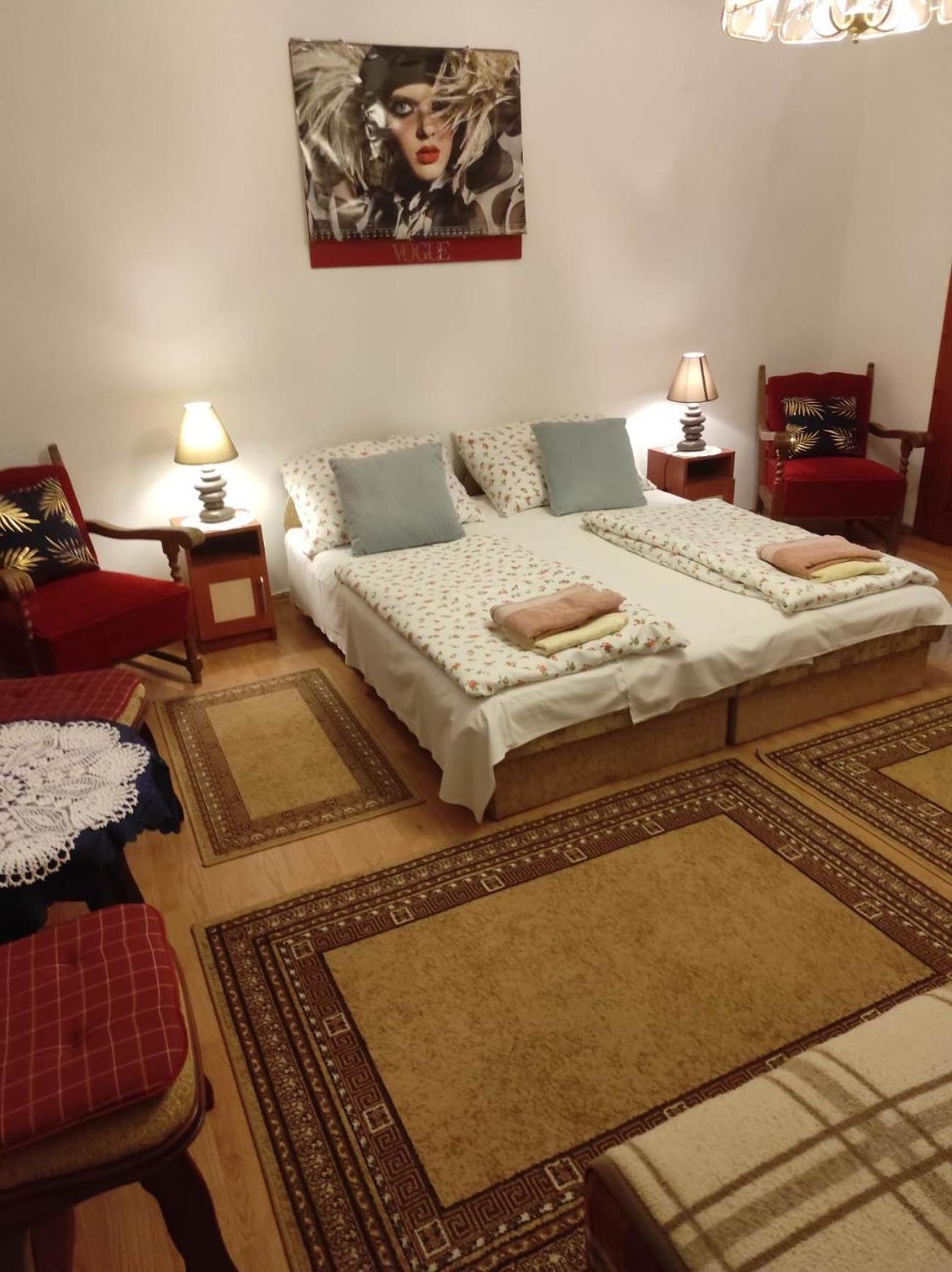 Csukavoelgyi Apartman 维谢格拉德 外观 照片