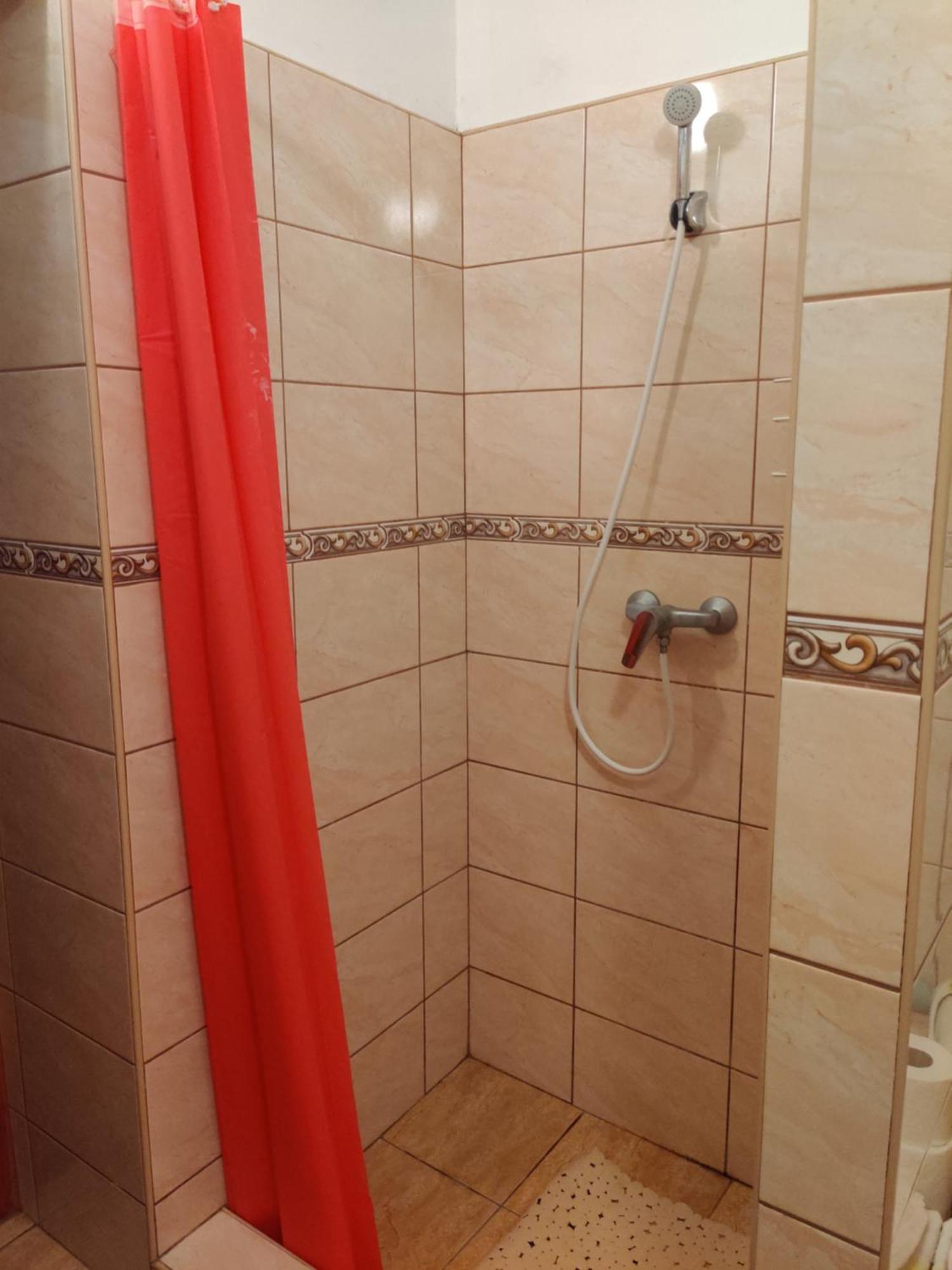 Csukavoelgyi Apartman 维谢格拉德 外观 照片