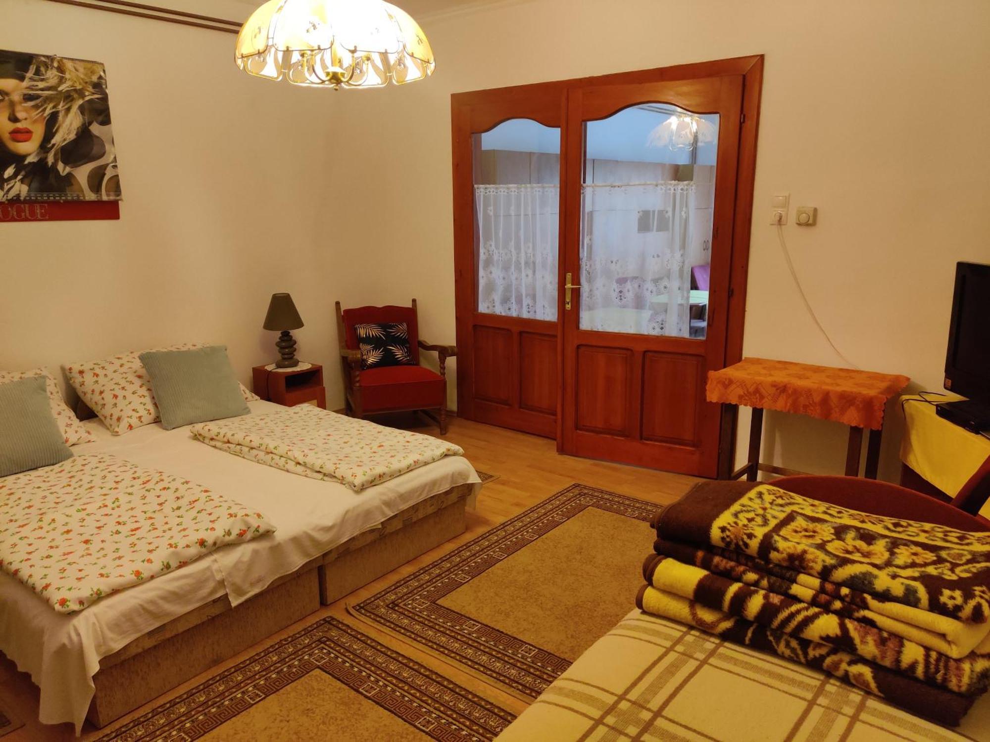 Csukavoelgyi Apartman 维谢格拉德 外观 照片